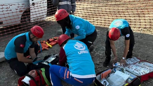 Tavşanlı'da maden kazası tatbikatı