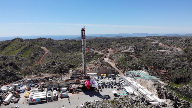 Gabar'dan milli gurur: Petrol üretimi yüzde 42 ile zirveye çıktı, cari açığa yıllık 2 milyar dolarlık katkı
Gabar'de günlük petrol üretimi 81 bin varile ulaştı