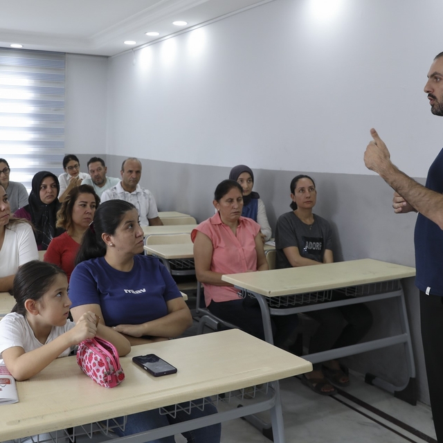 Mersin'de veliler eğitim sürecine dair bilgilendirildi