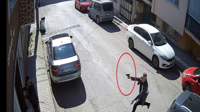 Diş hekimi eşini çocuklarının yanında öldüren sanık, boşanma davası hakimini suçladı