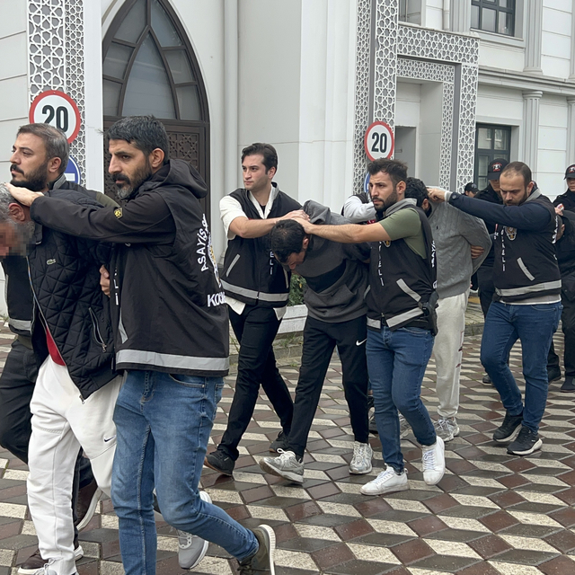 Kocaeli'de 6 kişinin öldüğü fabrika yangınına ilişkin soruşturmada 11 şüphe...