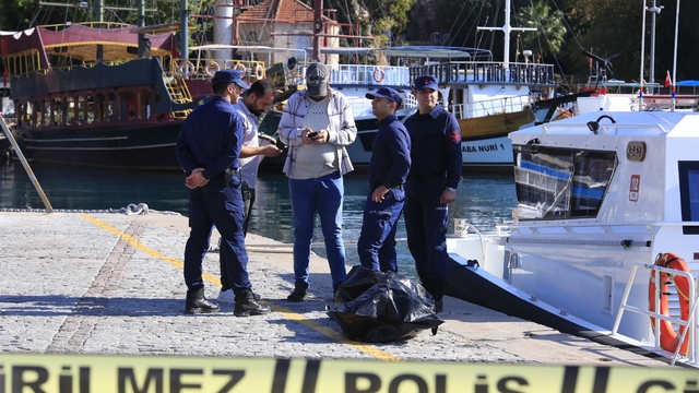 Denizde genç kızın cansız bedeni bulundu
