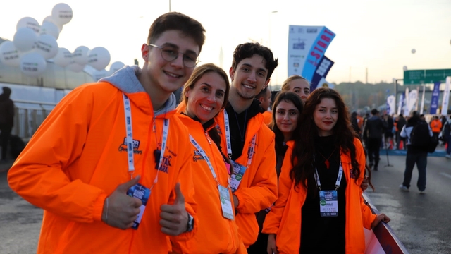 SUBÜ öğrencileri İstanbul Maratonu'nda görev aldı