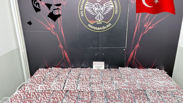 İzmir'deki uyuşturucu operasyonunda yakalanan 3 şüpheli tutuklandı