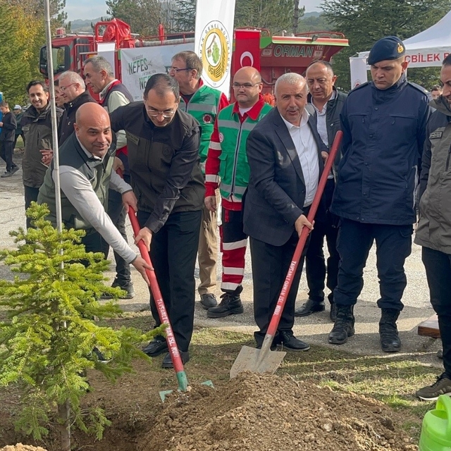 Tunçbilek'te Milli Ağaçlandırma seferberliğine katkı