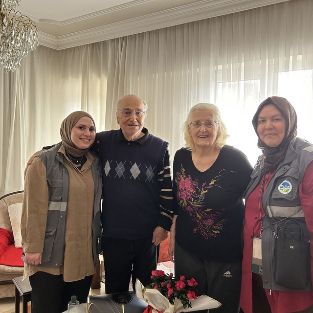 Engelleri sevgiyle aştılar: 65 yıllık evlilik Sakarya Büyükşehirle kutlandı