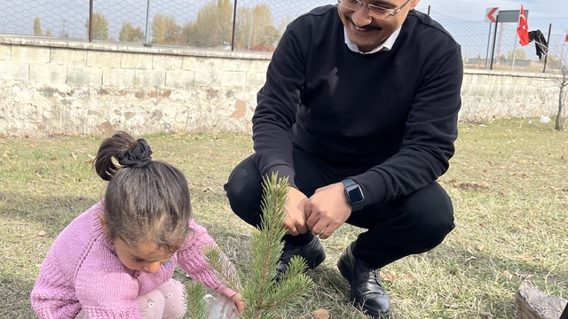 Akyaka'da fidan dikimi etkinliği