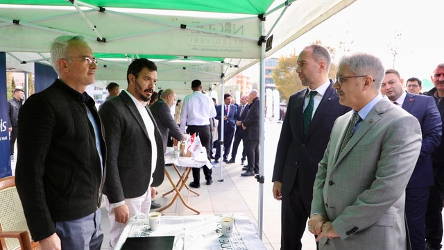 Niğde'de istihdam buluşması: İş arayanlar ve işverenler bir araya geldi