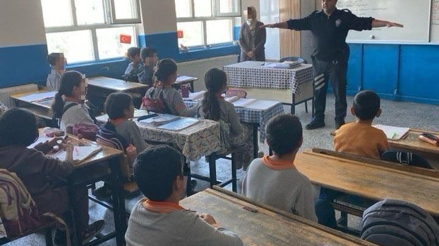 Batman'da öğrencilere polislik mesleği tanıtıldı