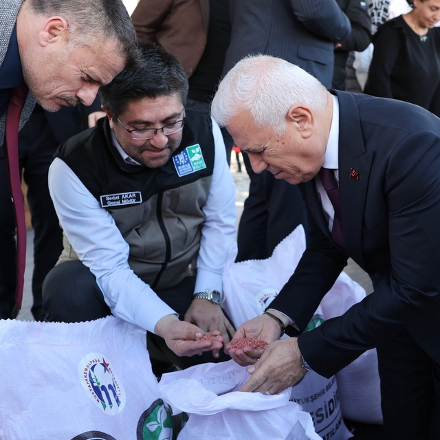 Bursalı çiftçinin yüzü gülüyor
Tarım Ortak İşbirliği Protokolü kapsamında e...