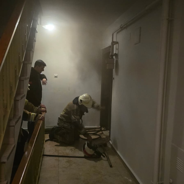 2'nci kattaki ev, yangında zarar gördü