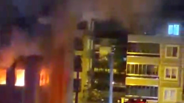 Kütahya'da apartman dairesinde yangın: 5 kişi kurtarıldı