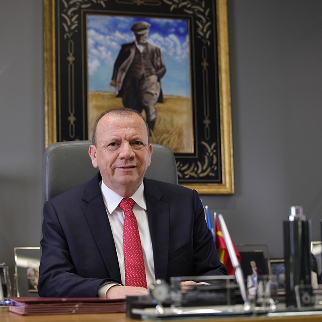 Bursa Ticaret Borsası Başkanı Özer'den hayvan varlığı uyarısı
BTB Başkanı Ö...