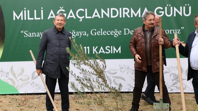 Denizli OSB'den doğaya ve geleceğe yatırım
Milli Ağaçlandırma Gününde fidanlar toprakla buluştu