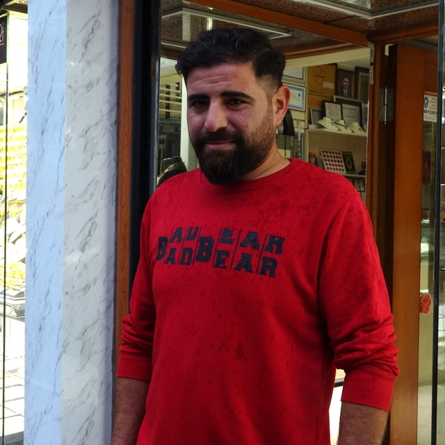 Kuyumcunun yanlışlıkla fazladan yaptığı ödemeyi iade etti