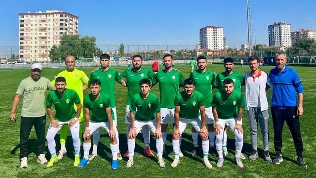 Kayseri Şekerspor yakın takipte