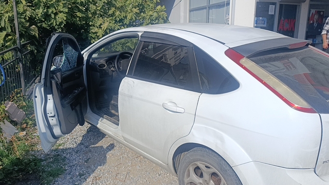 Antalya'da 16 yaşındaki çocuk otomobilin camını kırıp 50 bin TL çaldı
Hırsızlık anları güvenlik kamerasına yansırken, suça sürüklenen çocuk yakalandı