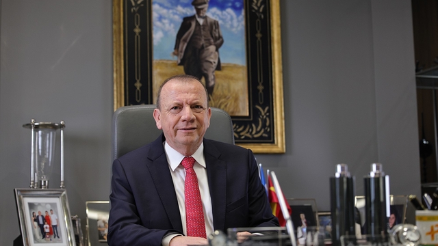 Bursa Ticaret Borsası Başkanı Özer'den hayvan varlığı uyarısı
BTB Başkanı Özer Matlı:
"Tarımsal denge korunmalı"
"Risk devam ediyor, tedbir zinciri asla kopmamalı"