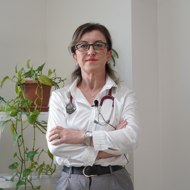 Akciğer kanseri oranının erkeklerde yüzde 89,9, kadınlarda ise yüzde 43
Bil...