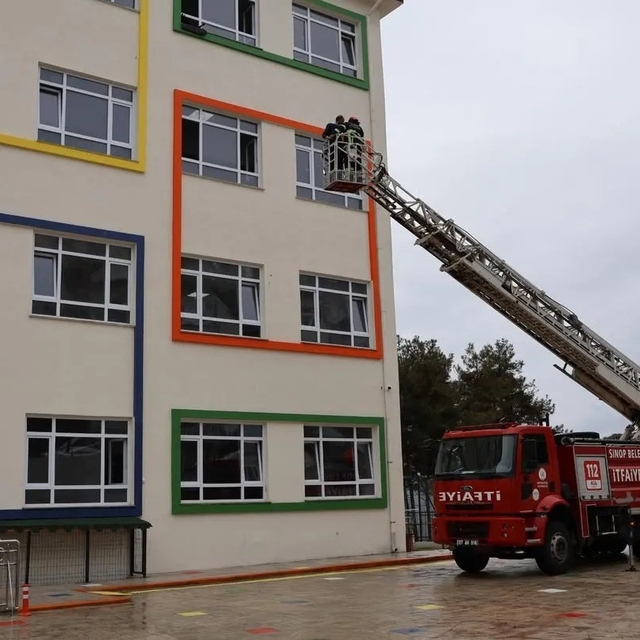 Sinop'ta öğrencilere afet bilinci kazandırıldı