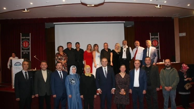 Bayırköy'de Şiir ve Beste Gecesi