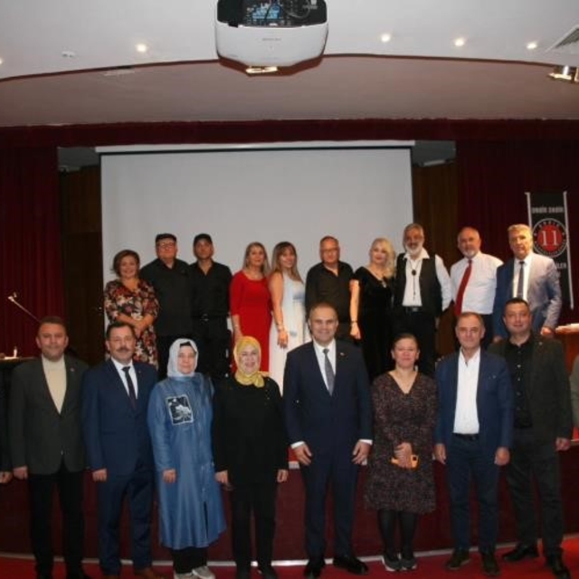 Bayırköy'de Şiir ve Beste Gecesi