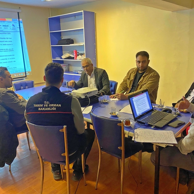 Emet'te "Süt kalitesi ve hijyen" konulu eğitim