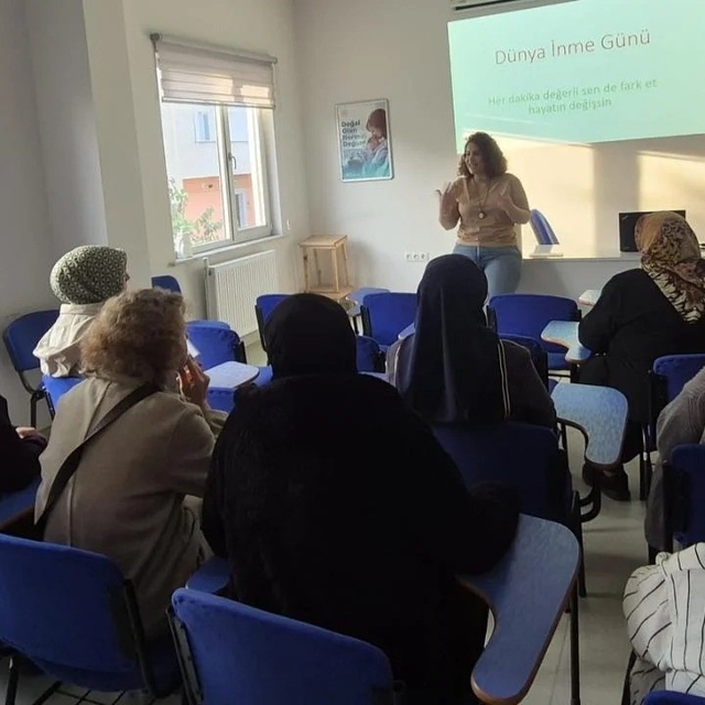 Gerze'de vatandaşlara sağlık eğitimleri