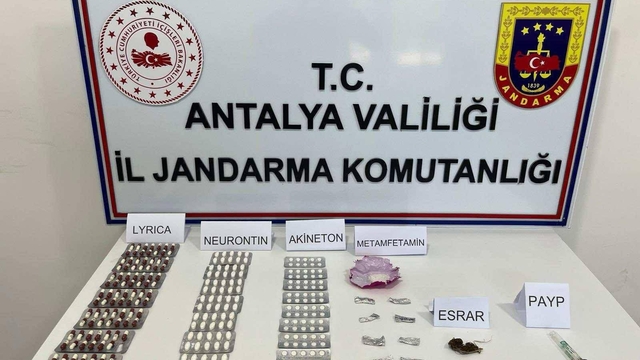 Antalya'da sentetik hap ve esrar ele geçirildi
