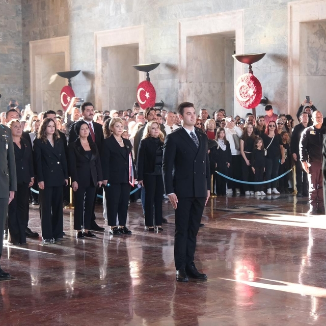 Başkan Mandalinci ve meclis üyelerinden Anıtkabir ziyareti