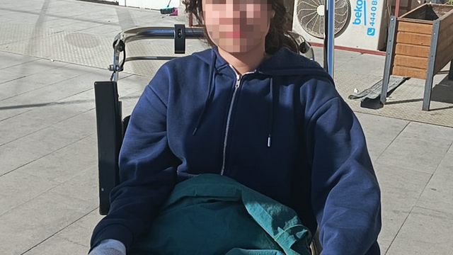 Sokak köpeklerinin saldırdığı çocuk yaralandı