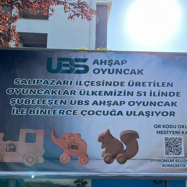 İlçede çocuklara ücretsiz QR kodla oyuncak sürprizi