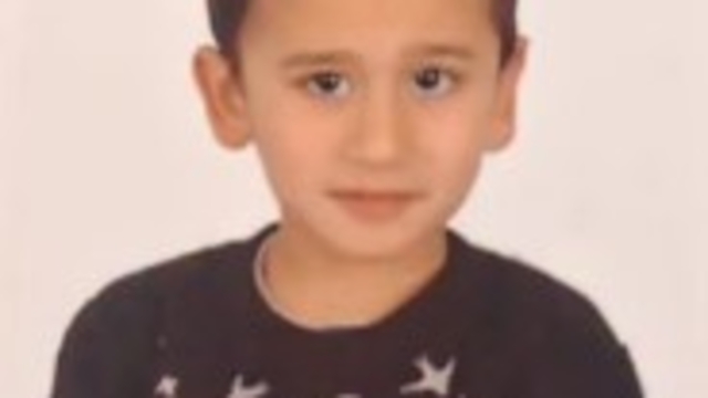 Elazığ'da cansız bedeni bulunan Otizmli Veysel, toprağa verildi