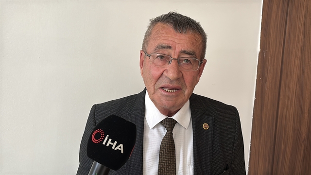 Kıbrıscık köy olma tehlikesiyle karşı karşıya: Başkan gözyaşlarını tutamadı
Nüfusu 2 bin sınırının altına düşen Kıbrıscık ilçesi, 'köy' statüsüne düşürülme tehlikesiyle karşı karşıya kaldı
Kıbrıscık Belediye Başkanı Emin Tekemen:
"Böyle bir sonu hak etmiyoruz"