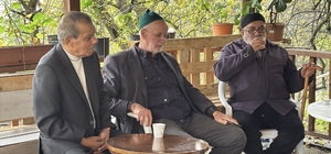 Şehit Kıdemli Başçavuş Özcan'ın babası: "Oğlum mesleğini çok severdi"
Şehit...