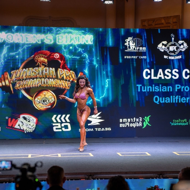 Denizlili sporcu, vücut geliştirmede IFBB Pro Card sahibi oldu