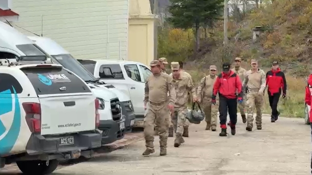Kastamonu'da annesi ile birlikte cansız bedeni bulunan Osman'ın yeni görüntüsü ortaya çıktı (2)
