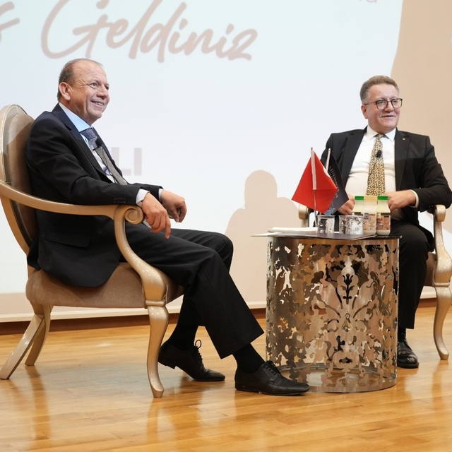 Matlı'dan gençlere tavsiye, "değerlerinize sahip çıkın"