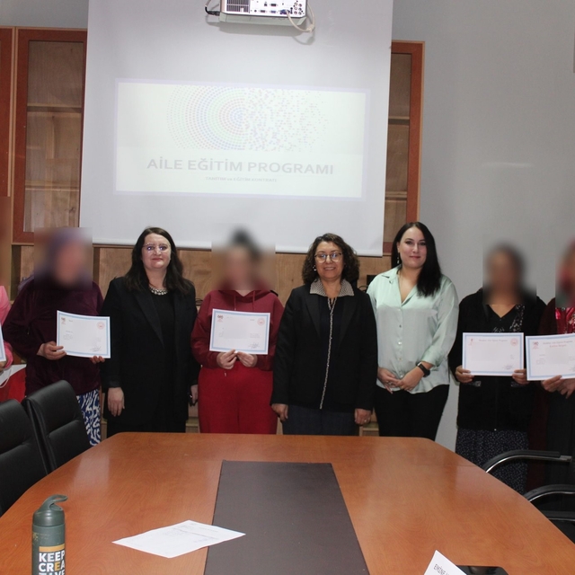 Yükümlülere aile eğitimi verildi