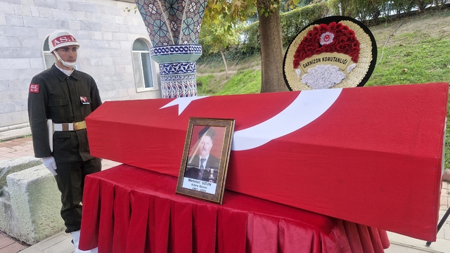 Tokat'ta vefat eden Kıbrıs gazisi son yolculuğuna uğurlandı