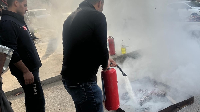 Batman'da tekstil işçilerine yangın eğitimi verildi