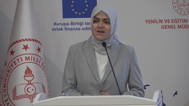 eTwinning Temel Eğitim Çalıştayı Diyarbakır'da başladı
eTwinning Türkiye Ulusal Destek Servisi Koordinatörü Ertan Kocabaş:
"2024 yılında 28 bin proje kalite etiketi aldı. Bunun 14 bini Türkiye'den, yani yüzde 50'si"