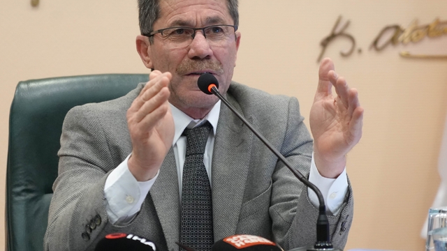 Samsun'un 2026 bütçesi şekilleniyor
Mali konularda 21 madde komisyondan meclise havale edildi