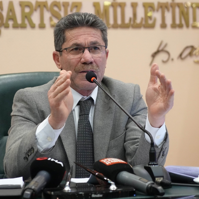 Samsun'un 2026 bütçesi şekilleniyor
Mali konularda 21 madde komisyondan mec...