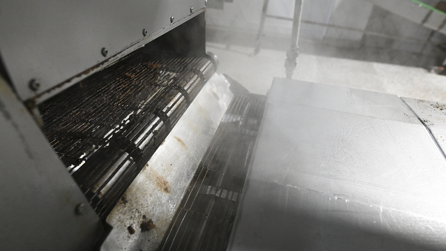 Ankara'da "taklit ve tağşiş" denetiminde üretime uygun olmayan yaklaşık 64 ton ürün ele geçirildi