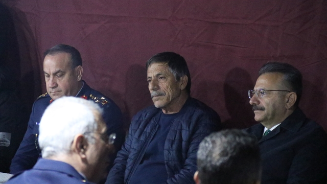 Vali Aksoy, şehit Üsteğmen Emre Mercan'ın baba ocağını ziyaret etti