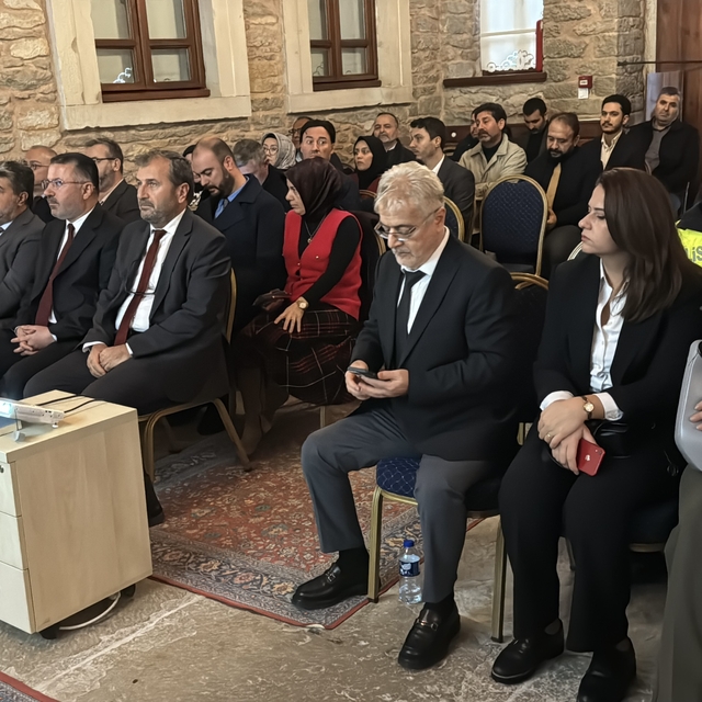 Karabük Üniversitesi'nden trafik güvenliği ve MHRS için yeni politika rapor...