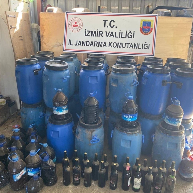 Evde sahte şarap üretip satıyorlardı: 2 gözaltı