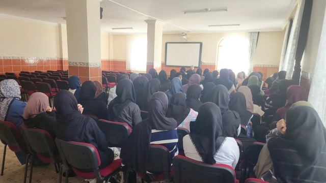 Bayburt'ta Kur'an kursu öğrencilerine yönelik seminerler devam ediyor