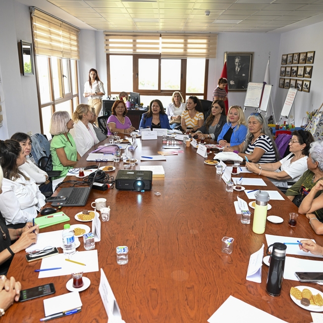 Mersin'de kadınların sözü kent yönetimini şekillendiriyor